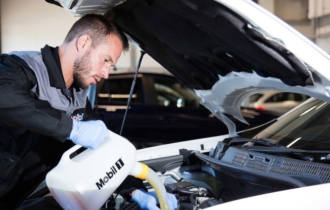Mobil lancia un nuovo programma di supporto per le officine indipendenti
